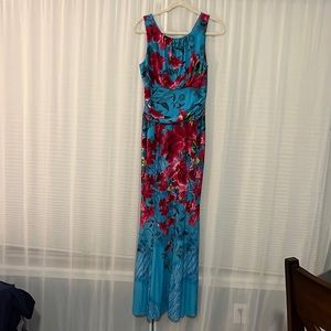 Gorgeous floral dress